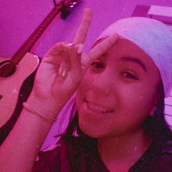 Meet your Posher, Juliet - Picture 1 of 1